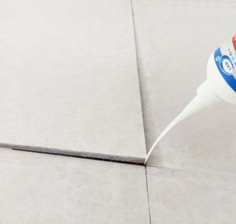 东乡瓷砖空鼓维修公司分享卫生间瓷砖脱落的原因可能有以下几点